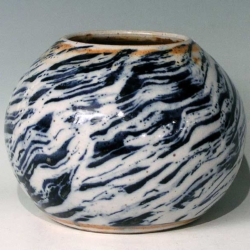 Kugelvase, Wachstechnik, H 14, Ø 18,5cm, Reduktionsbrand Kugelvase, Steinzeug